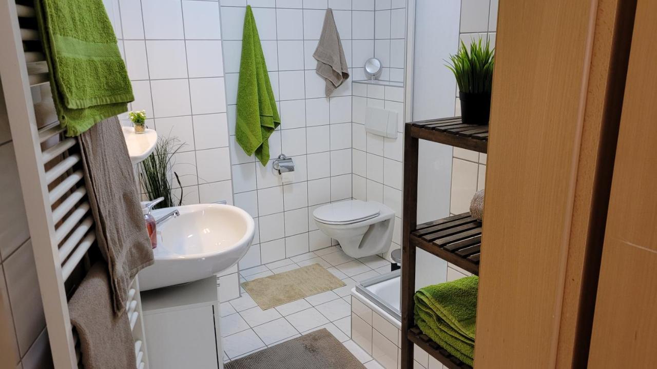 Wohlfuehl-Ferienwohnung Mit Tiefgarage Im Gruenen Oberhof (Thuringia) Exterior foto