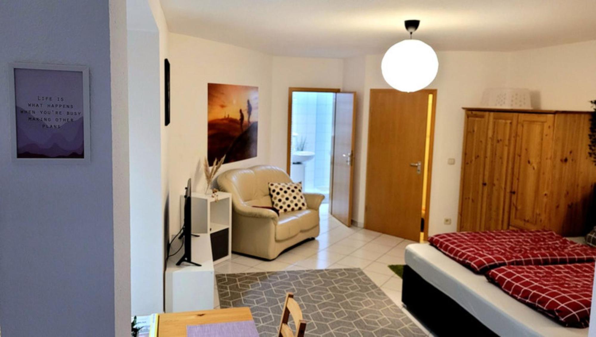 Wohlfuehl-Ferienwohnung Mit Tiefgarage Im Gruenen Oberhof (Thuringia) Exterior foto